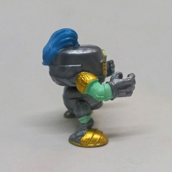 Moose Toys Treasure X Aliens Cosmic Knights Vinyl Figure-Sir Butt Head-Series 3 - Picture 4 of 7